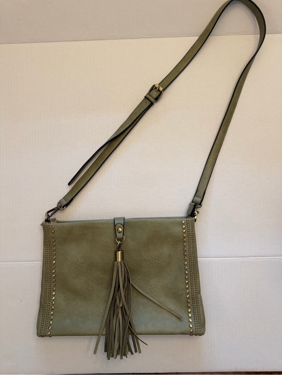 Jen & Co Handbags - 🌿 Jen & Co Olive Fringe Crossbody & Clutch Bag with Stud Accents 🌿